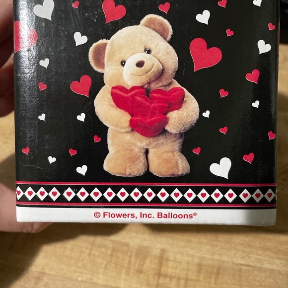 Beautiful small black and red mugs great for this Valentine's new - Picture 5 of 6